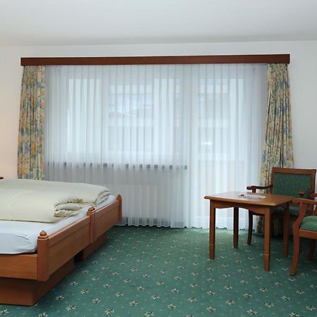 Hotel Tannenboden - Steinbock Флумзерберг Номер фото