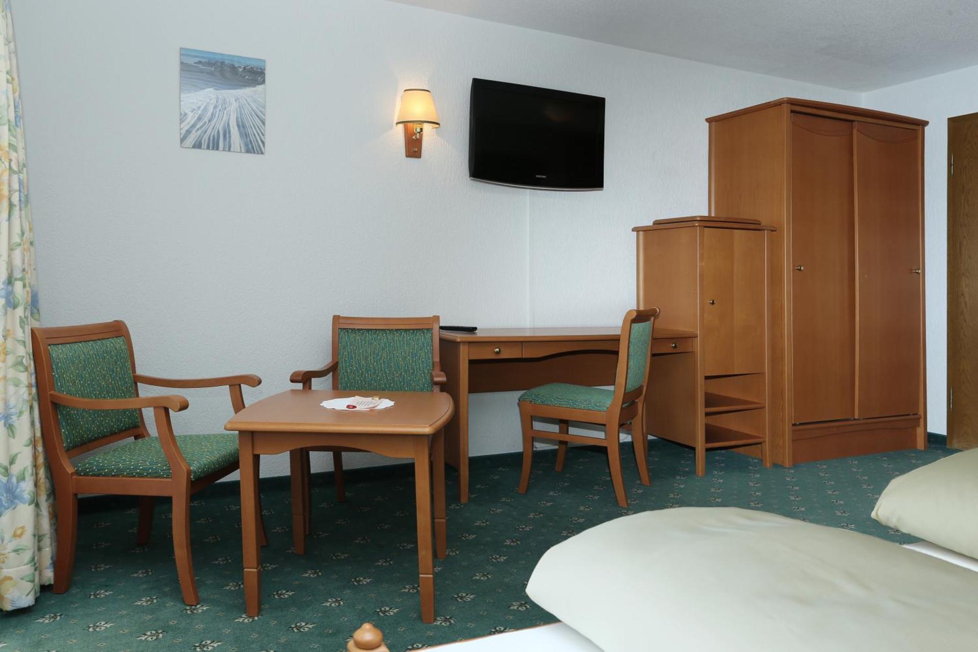 Hotel Tannenboden - Steinbock Флумзерберг Номер фото